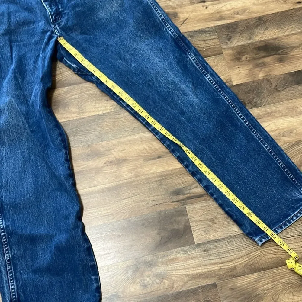 Wrangler relaxed flame resistant jeans size 36/32